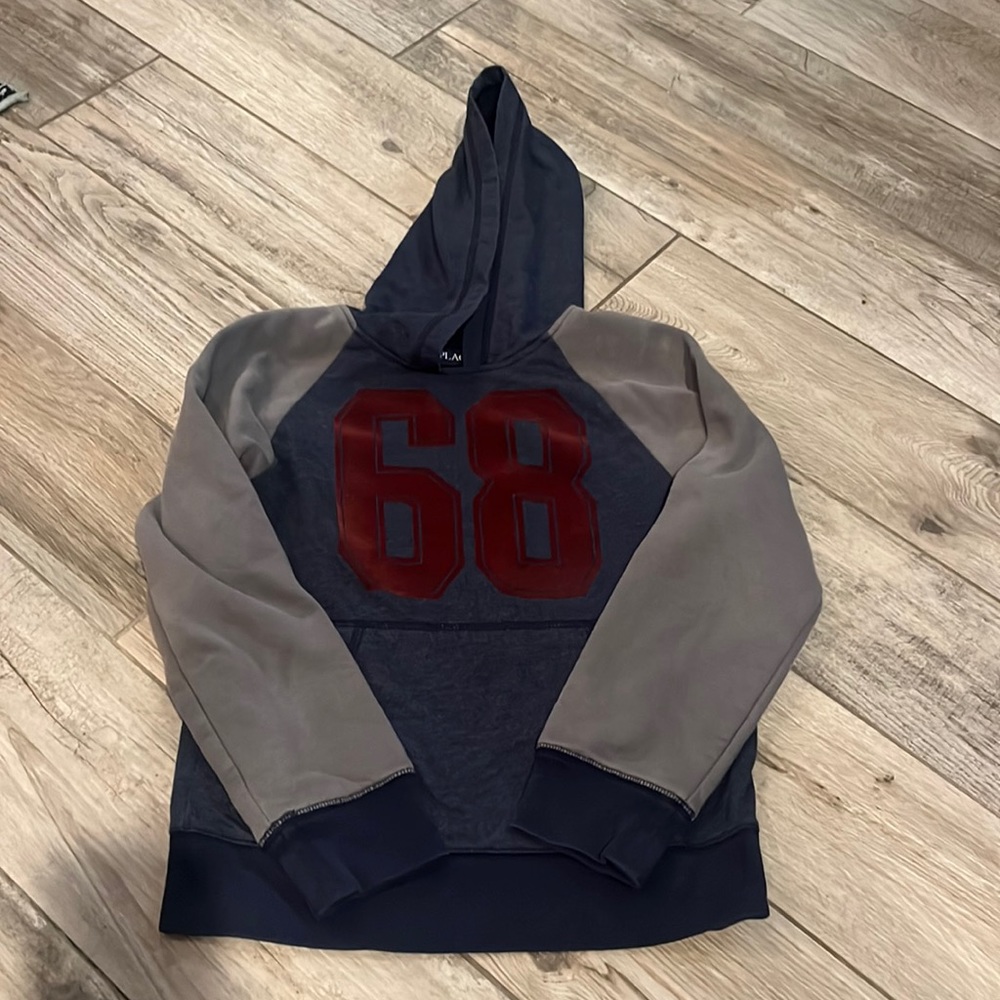 EUC The Children’s Place hooded sweatshirt, sz 7/8